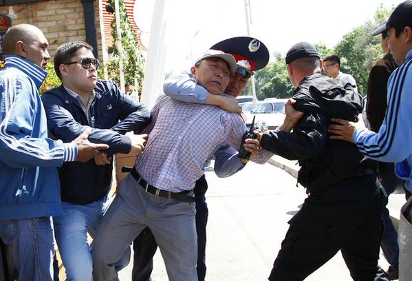 Police crackdown on activists in Almaty