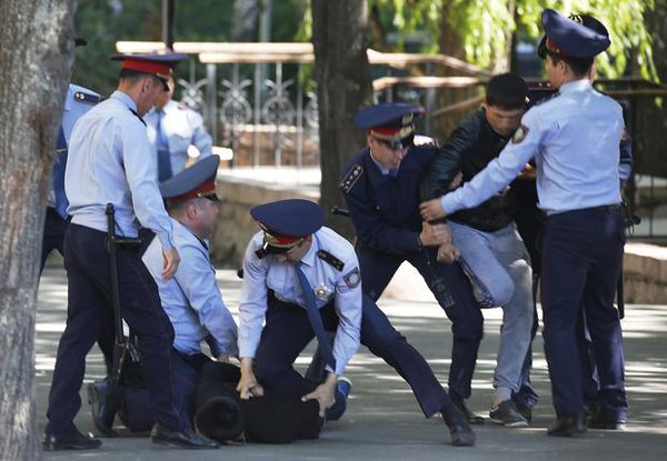 Police crackdown on activists in Almaty