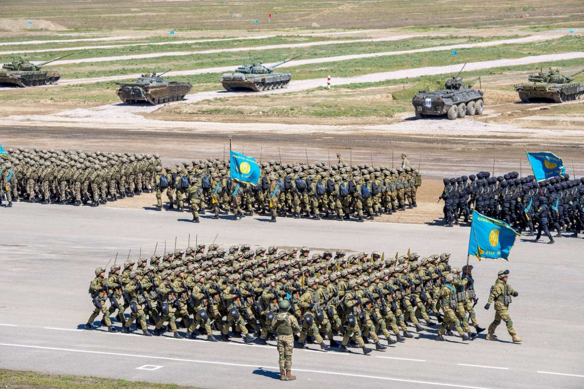 Kazakhstan marks Defenders' Day with massive military parade     