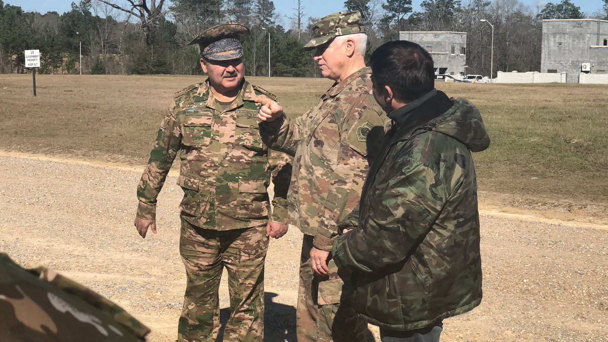 Uzbekistan MoD A.Azizov and Air National Guard Director LTG S.Rice are saluting our military after joint UZ-US exercises successfully took place at Camp Shelby, MS.   