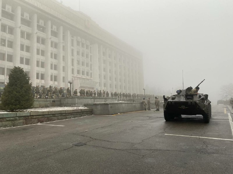 Heavy security forces presence at regional Almaty akimat(administration. Photo: Chingiz Ualikhan Orda.kz