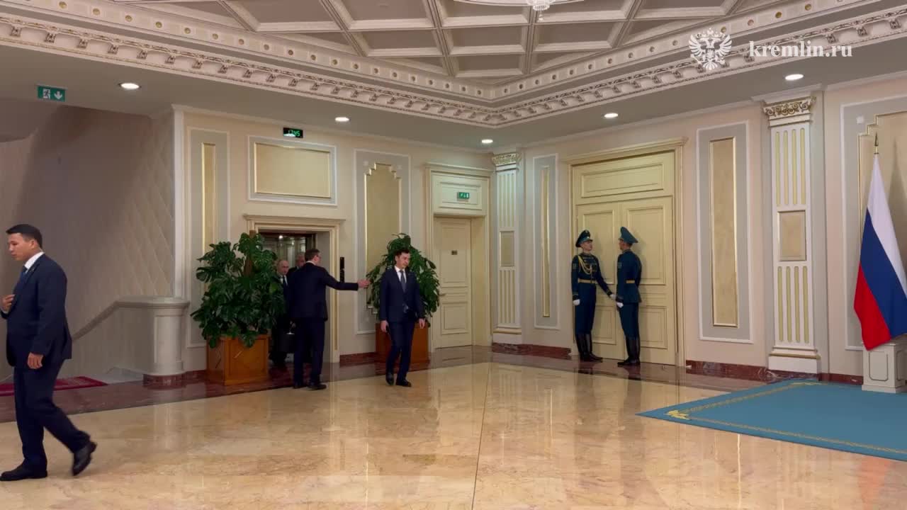 Putin traf sich während seines Besuchs in Astana mit Tokajew