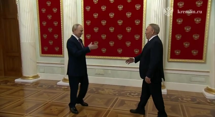 Putin spotkał się na Kremlu z pierwszym prezydentem Kazachstanu Nursułtanem Nazarbajewem
