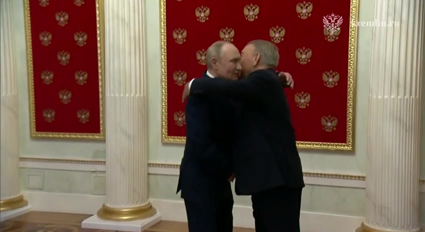 Putin spotkał się na Kremlu z pierwszym prezydentem Kazachstanu Nursułtanem Nazarbajewem