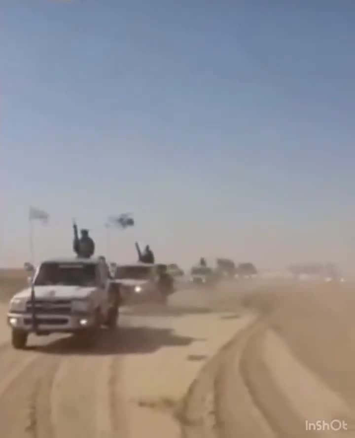 Heavy military deployment of Taliban forces along the Paktika - Pakistan border