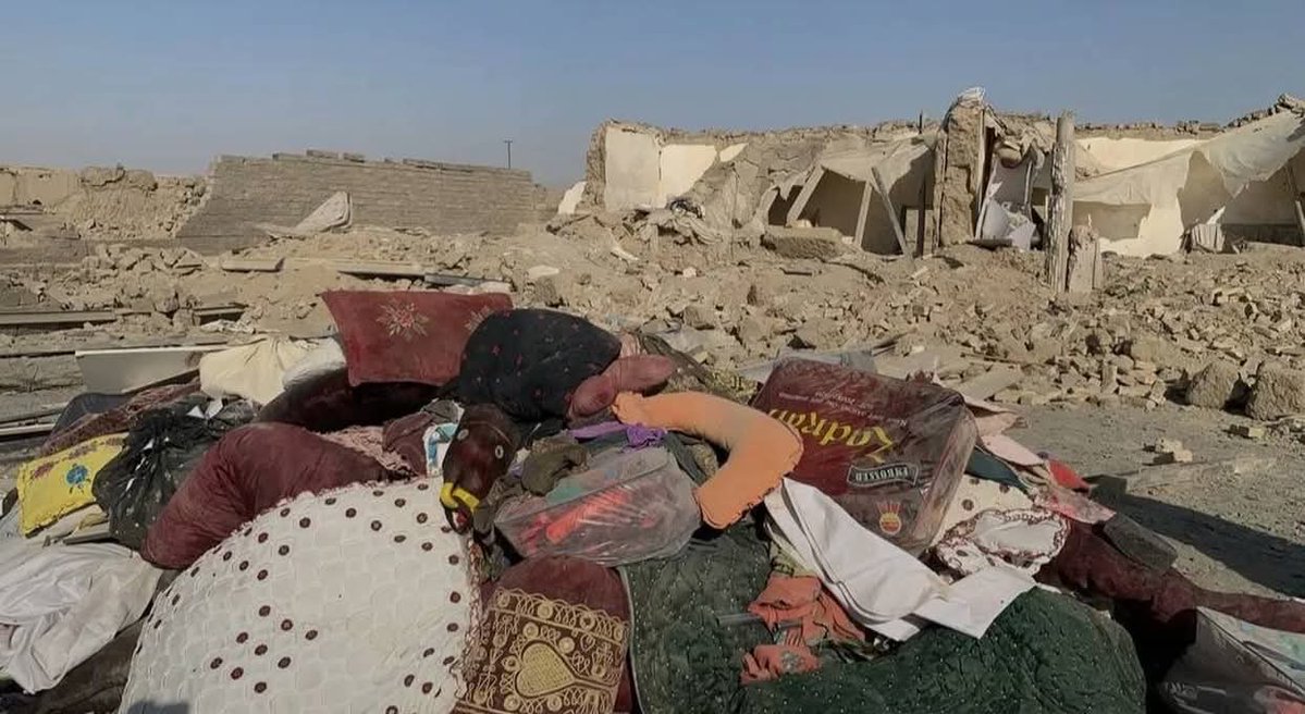 According to health officials in Kandahar, 15 people were killed and 207 others injured in yesterday’s Pakistani airstrikes and attacks in Spin Boldak district. Officials confirmed that women and children are among the victims